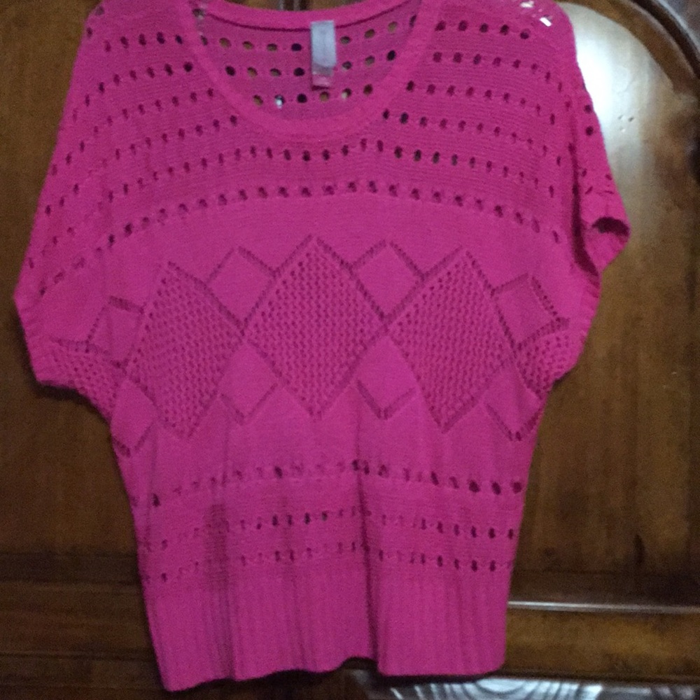 Pink top - Picture 2 of 5